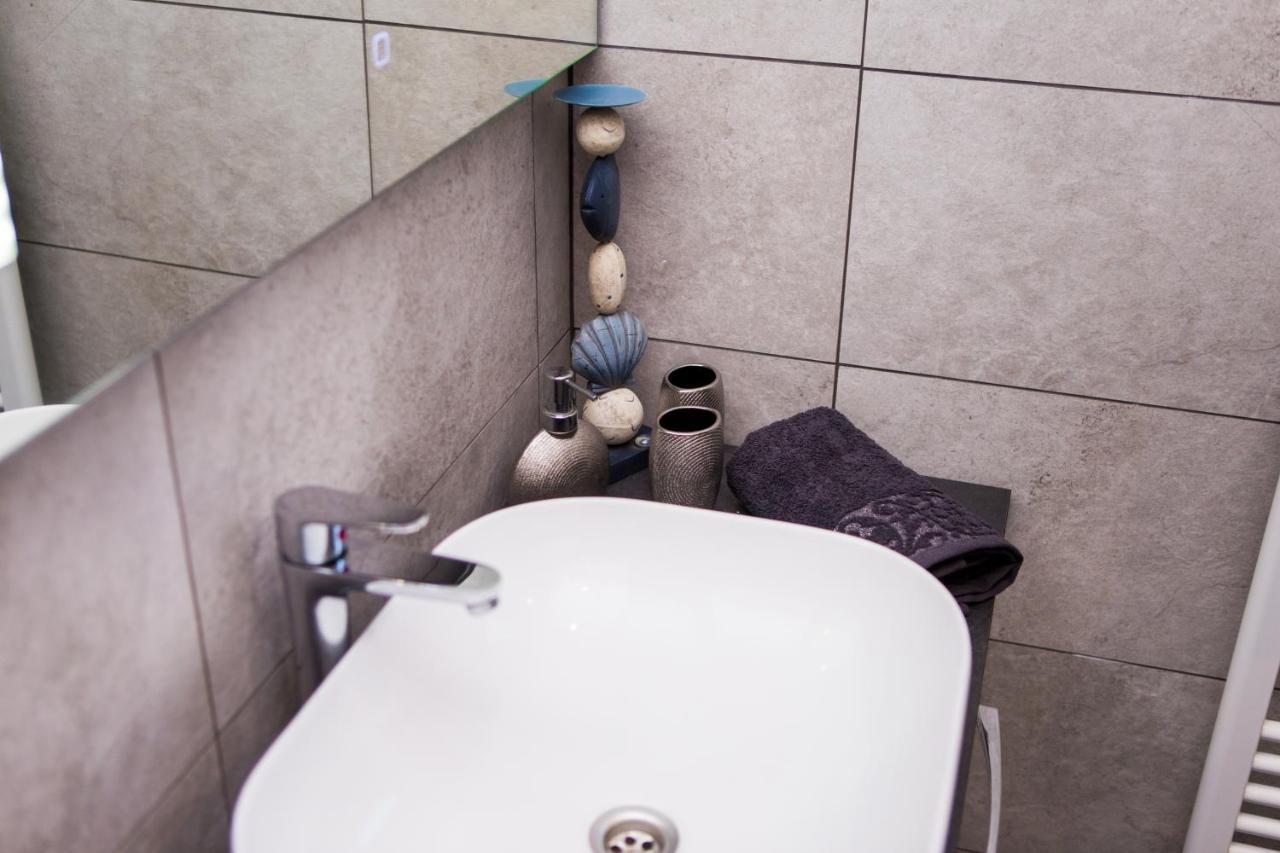 App Sara Apartamento Kanfanar Exterior foto
