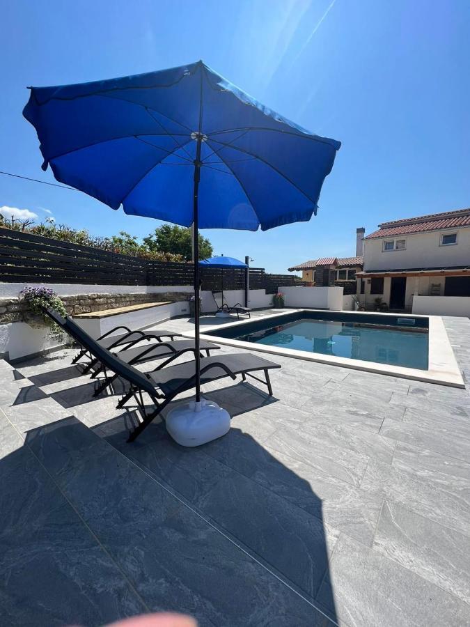 App Sara Apartamento Kanfanar Exterior foto